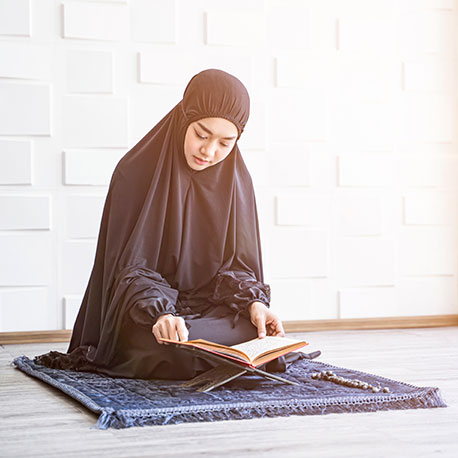 Agar Ibadah Puasa Lancar,  Simak 5 Kiat Bebas Keputihan di Bulan Ramadan dr. Novi Gracia, SpOG., MARS